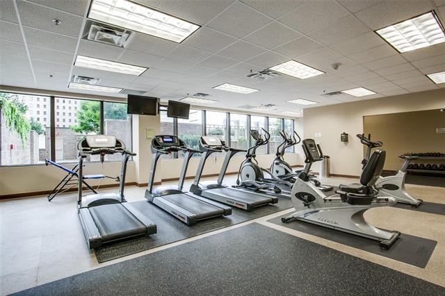 Building Photo - 1200 Main St