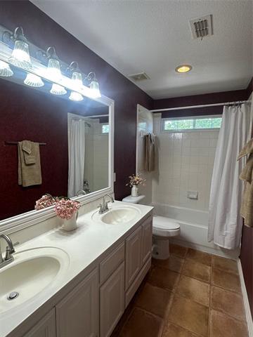 Building Photo - 715 Wheaton Ct