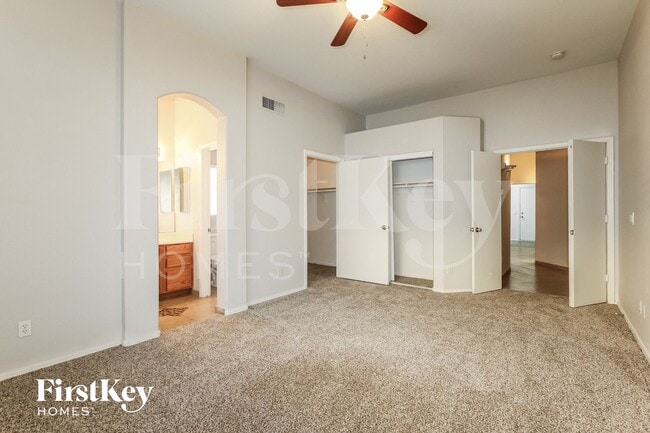 Building Photo - 15243 N 66th Dr