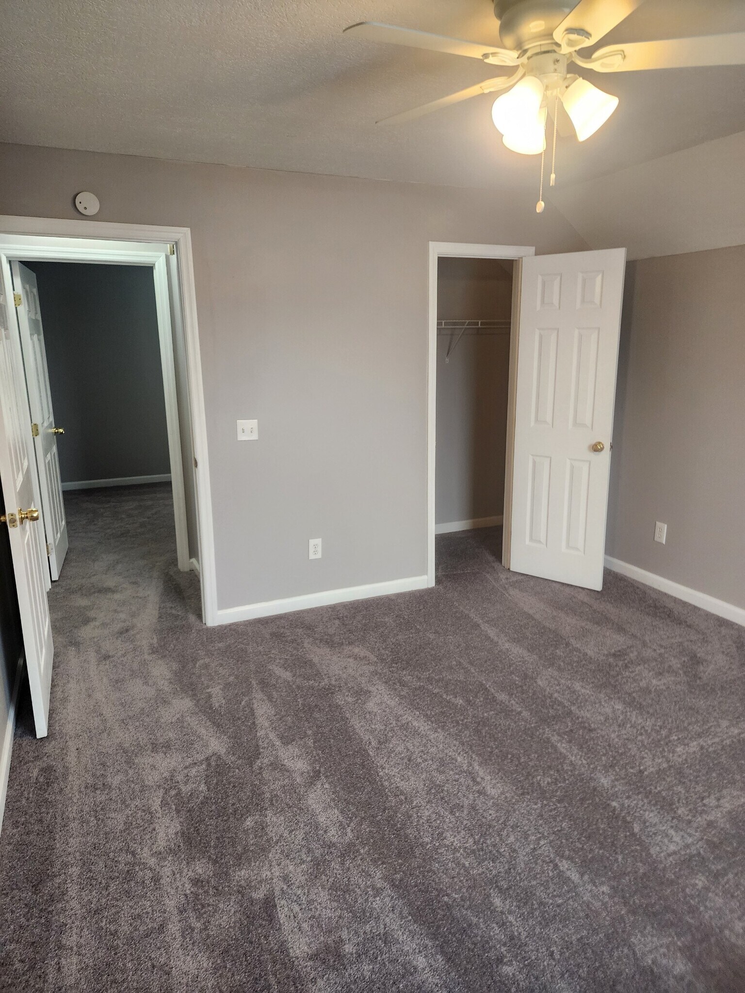 Building Photo - 821 Plantation Dr