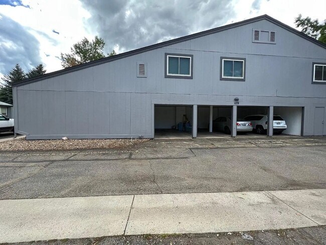 Building Photo - 2 Bedroom South Boulder Condo Available fo...