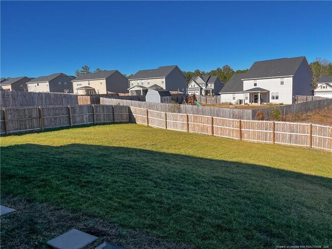 Building Photo - 155 Silk Oak Dr