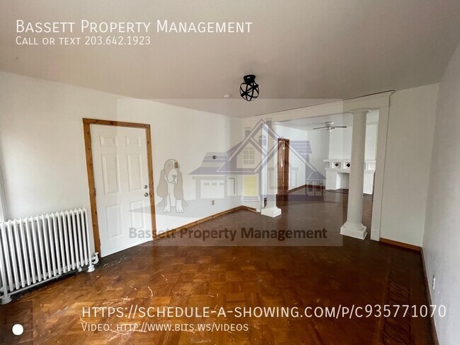 Building Photo - 617 Elm St
