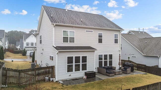 Building Photo - 4 Bedroom Home Close to Downtown Wake Forest. Fenced Yard!