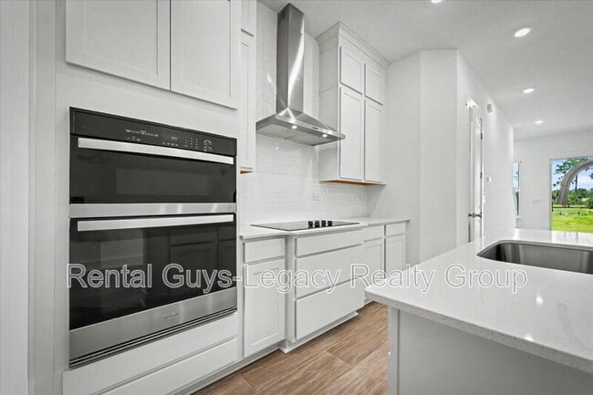 Building Photo - 5423 Bramhall Rd