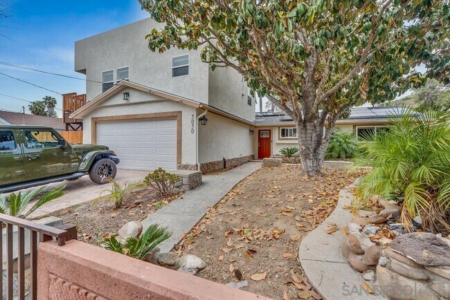 Building Photo - 5050 Gardena Ave