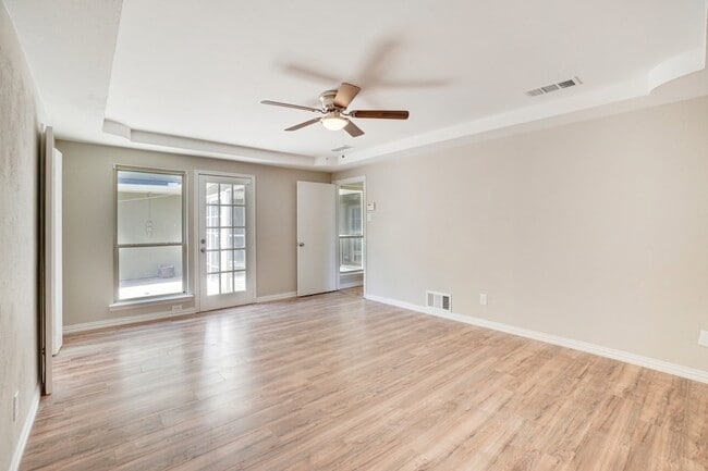 Building Photo - 1216 Horizon Trail