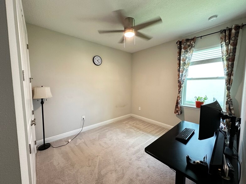 Building Photo - 2520 Standing Rock Cir
