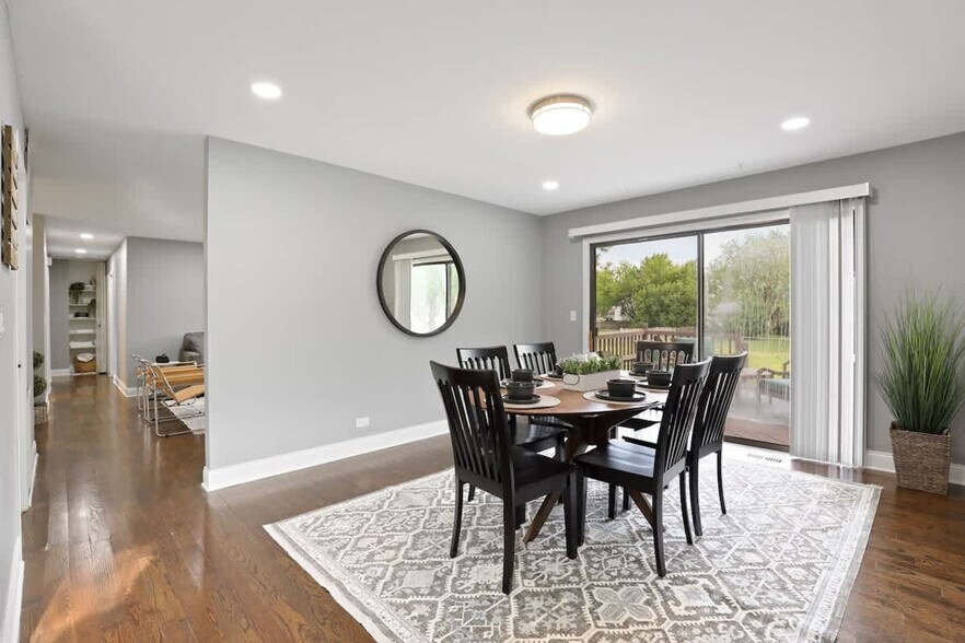 Building Photo - 327 Musial Cir