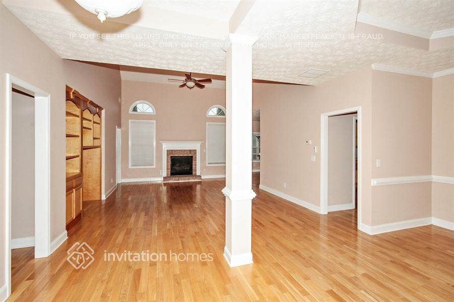 Building Photo - 341 Whitney Ln