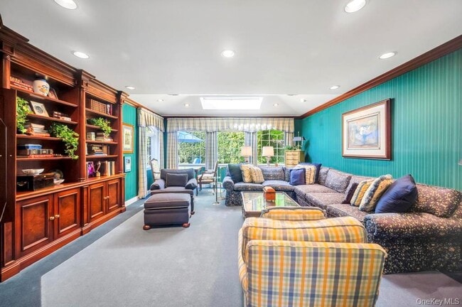 Building Photo - 22 Bayside Dr