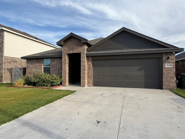 Building Photo - 7606 Orange Blossom Rd