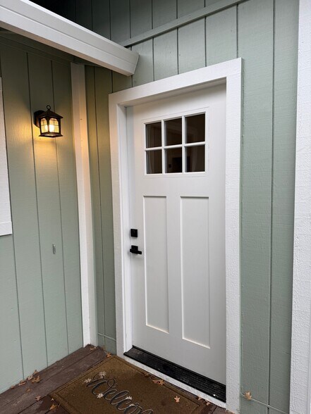 Primary Photo - 19297 Mountain Meadow N