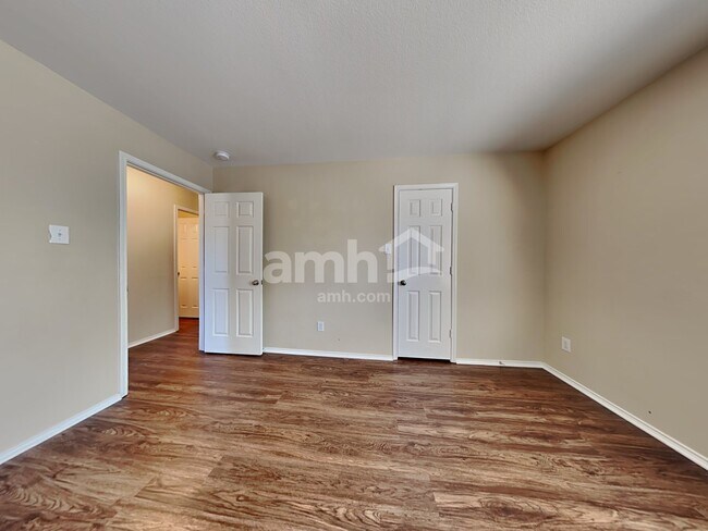 Building Photo - 2847 Park Springs Drive