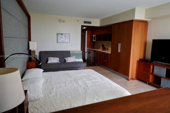 Building Photo - 50 Biscayne Blvd