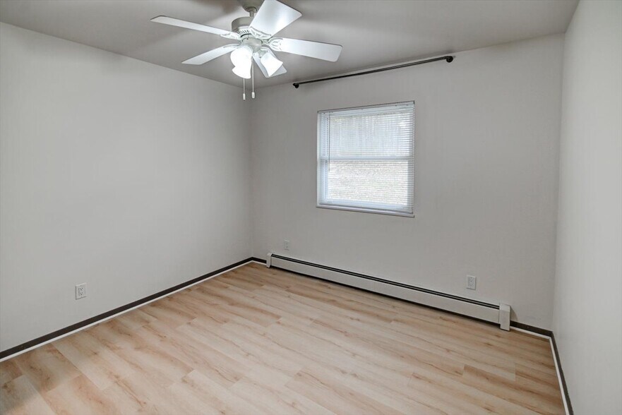 Building Photo - 7203 Fortune Dr