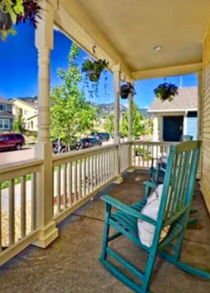 Building Photo - 1602 Gold Hill Mesa Dr