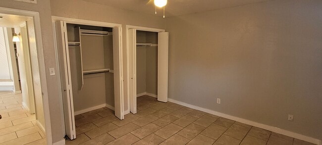 Building Photo - 2 Bedroom, 1.5 Bathroom 1st Floor Condo wi...