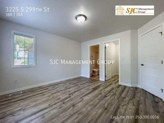 Building Photo - 3225 S 299th St