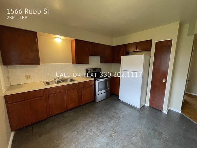 Building Photo - Two bedroom duplex for rent in Southwest A...