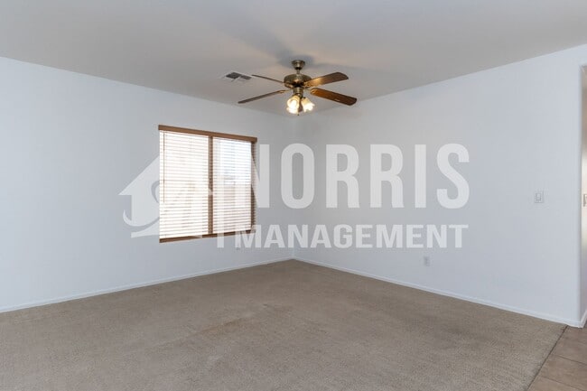 Building Photo - Large Home with Plenty of Room in Coolidge