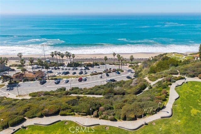 Building Photo - 237 Avenida Montalvo