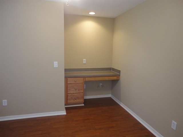 Building Photo - 447 Lancer Oak Dr