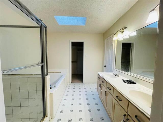 Building Photo - 6008 Longley Ct