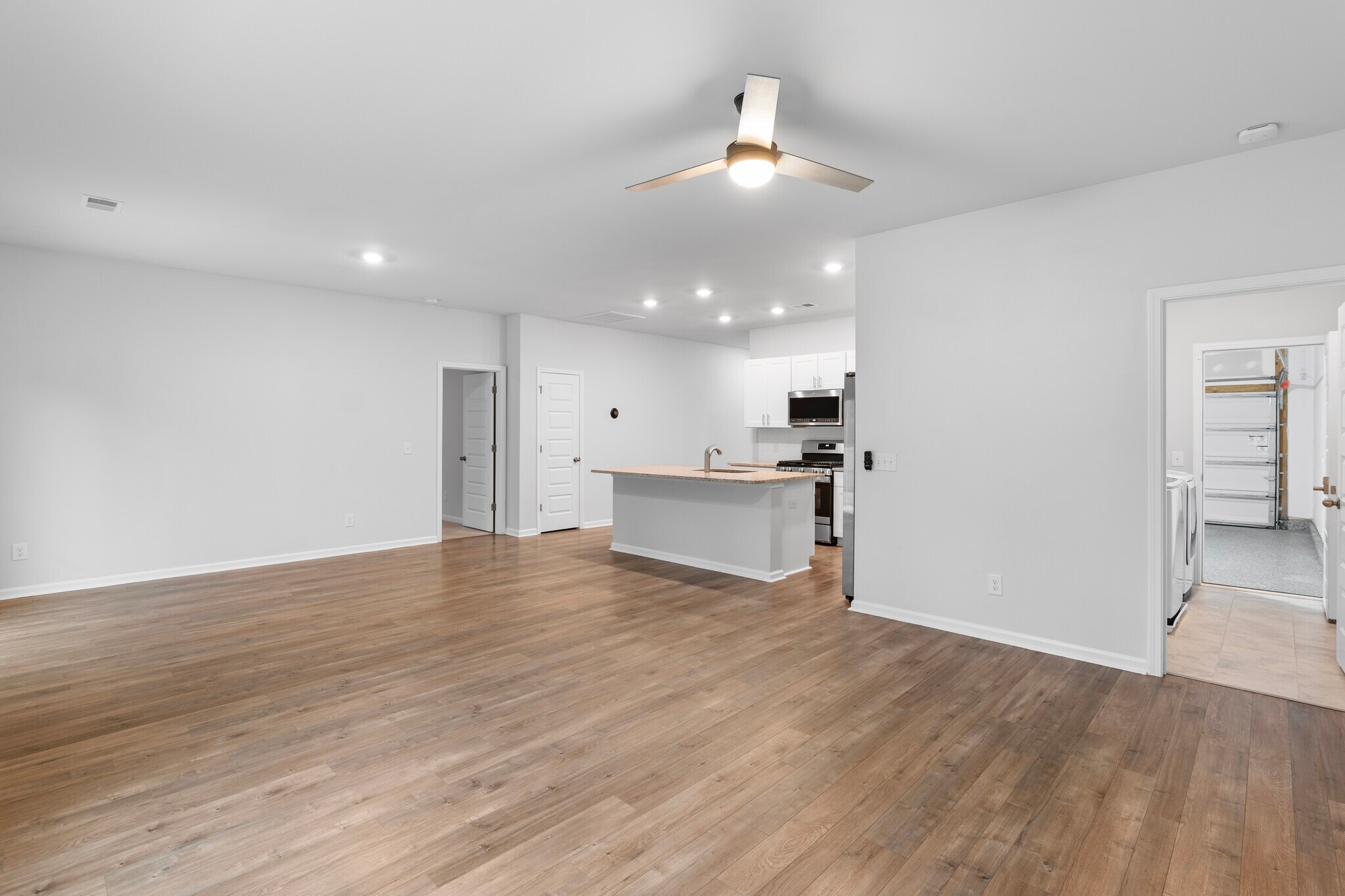 Building Photo - 301 Firewheel Ct