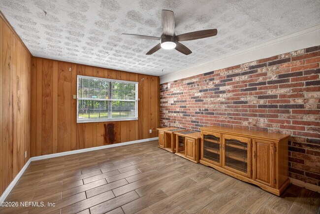 Building Photo - 3627 Co Rd 218