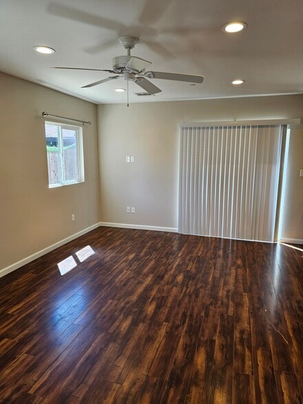 Building Photo - 6649 Cleon Ave