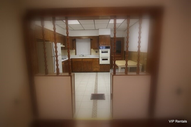 Building Photo - MUST SEE BEAUTIFUL HOME