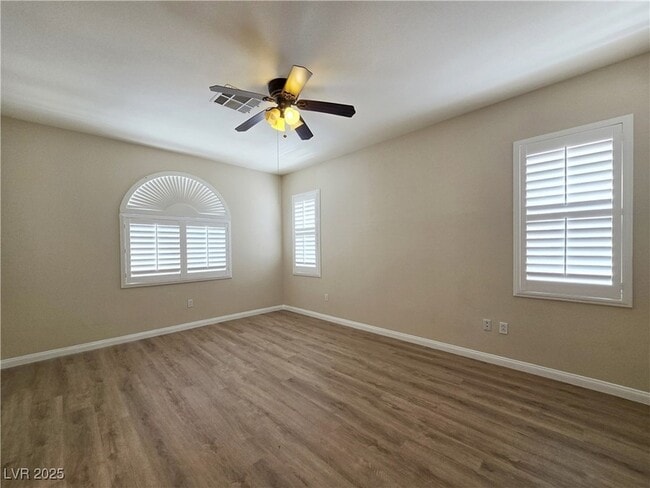 Building Photo - 200 Tayman Park Ave
