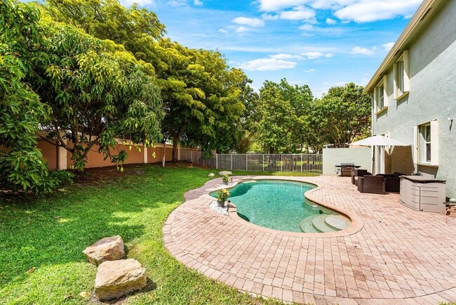 Building Photo - 681 Garden Cress Trail