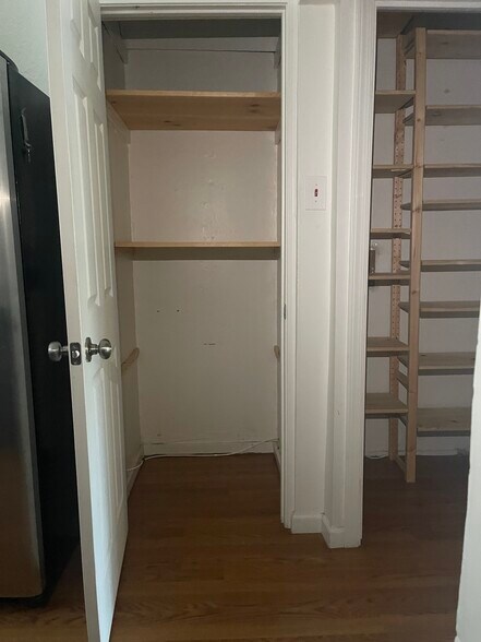 Building Photo - 6644 Gravois Ave