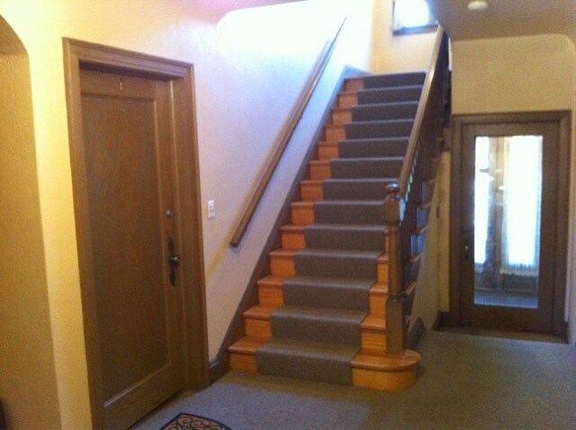 Main Hall & Entry - 1820 Jefferson St