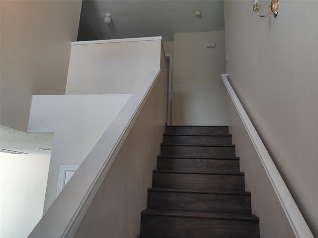 Building Photo - 1405 Anglican Dr