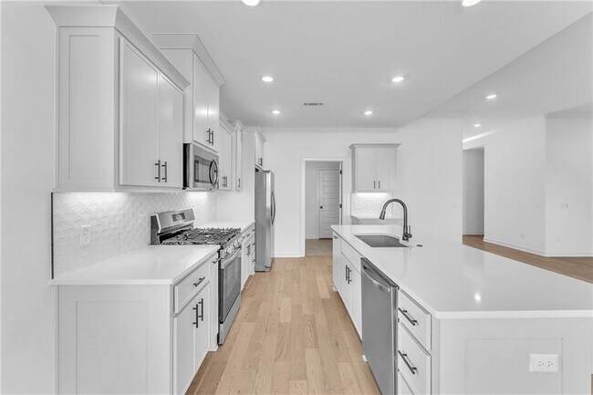 Building Photo - 2401 Abbott Ln