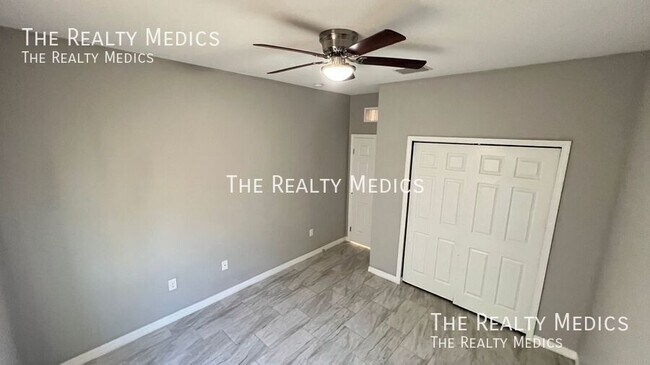 Building Photo - 1750 Loquat Ct NW