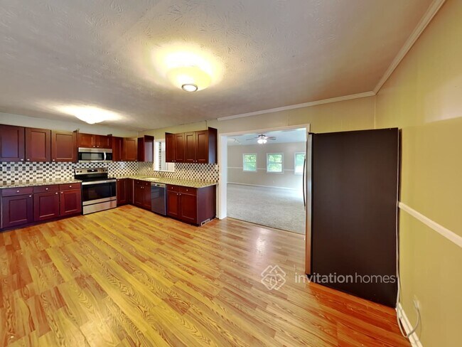 Building Photo - 1389 Angus Trail SW