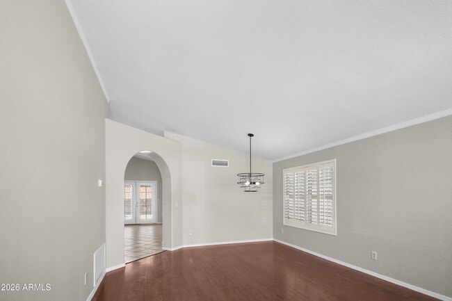 Building Photo - 1214 E Beverly Ln