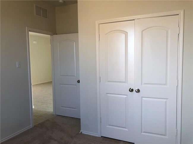 Building Photo - 108 Yellowbark St