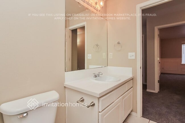 Building Photo - 22510 44th Ave Ct E