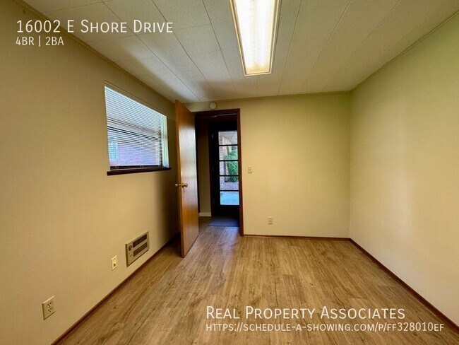 Building Photo - 16002 E Shore Dr