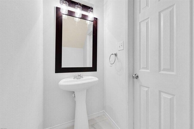 Building Photo - 10407 Hamlet Vale Ct