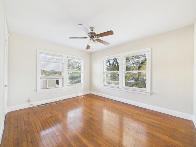 Building Photo - 1920 Richmond Ave.