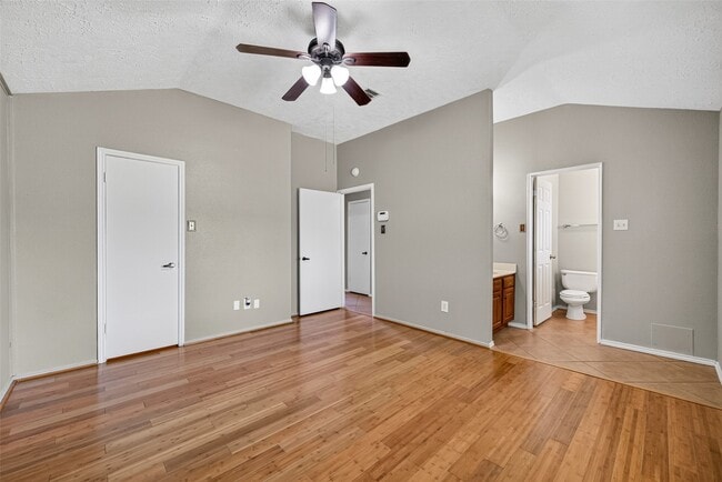 Building Photo - 14002 Kathi Lynn Ln