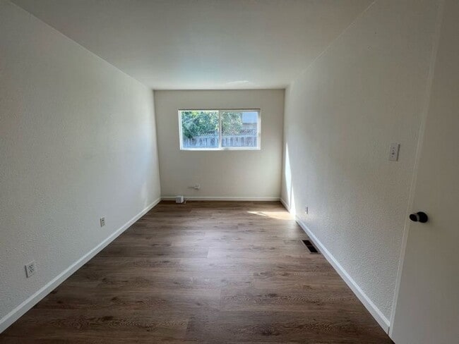 Building Photo - 4BD/2BA Newly Remodelled Cambrian Park Hom...