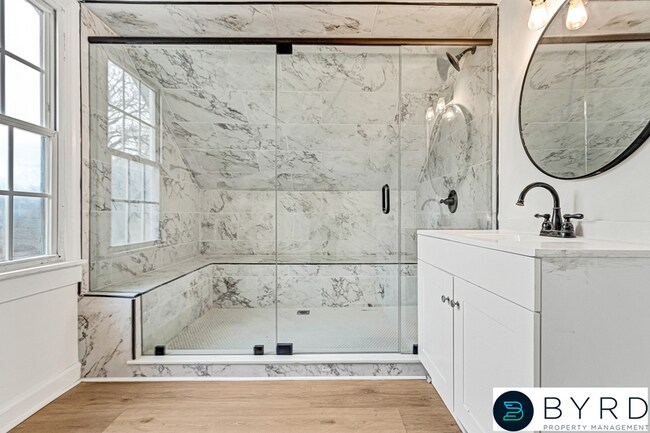 Building Photo - 2958 Winston Churchill Dr