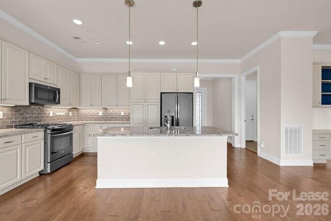 Building Photo - 5563 Elk Knob Ct